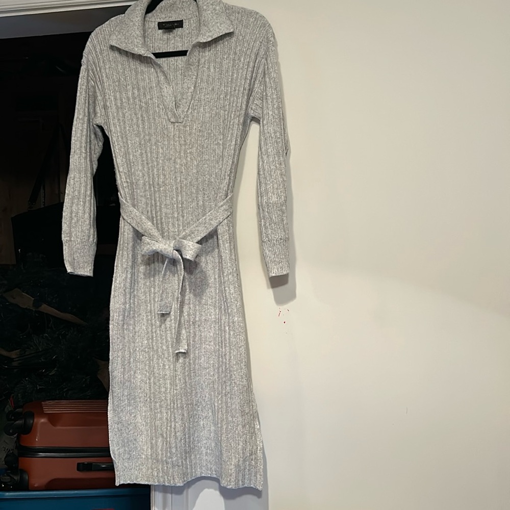 Tahari collared sweater dress with belt
